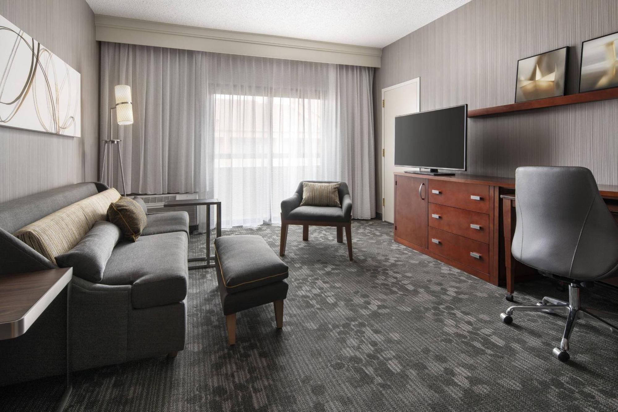 Courtyard By Marriott Boulder Hotell Exteriör bild